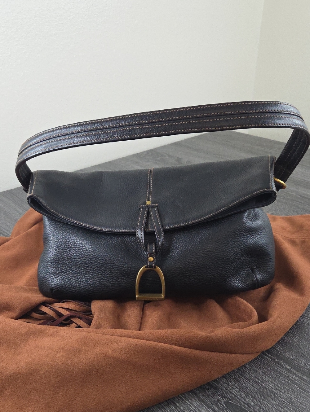 LAUREN RALPH LAUREN Retired Black Leather Saddle HandBag  Brass Stirrup Accent